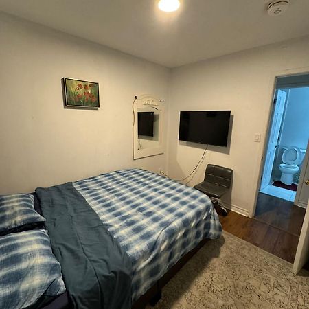 28 Bingham Road Hotel Brampton Ngoại thất bức ảnh